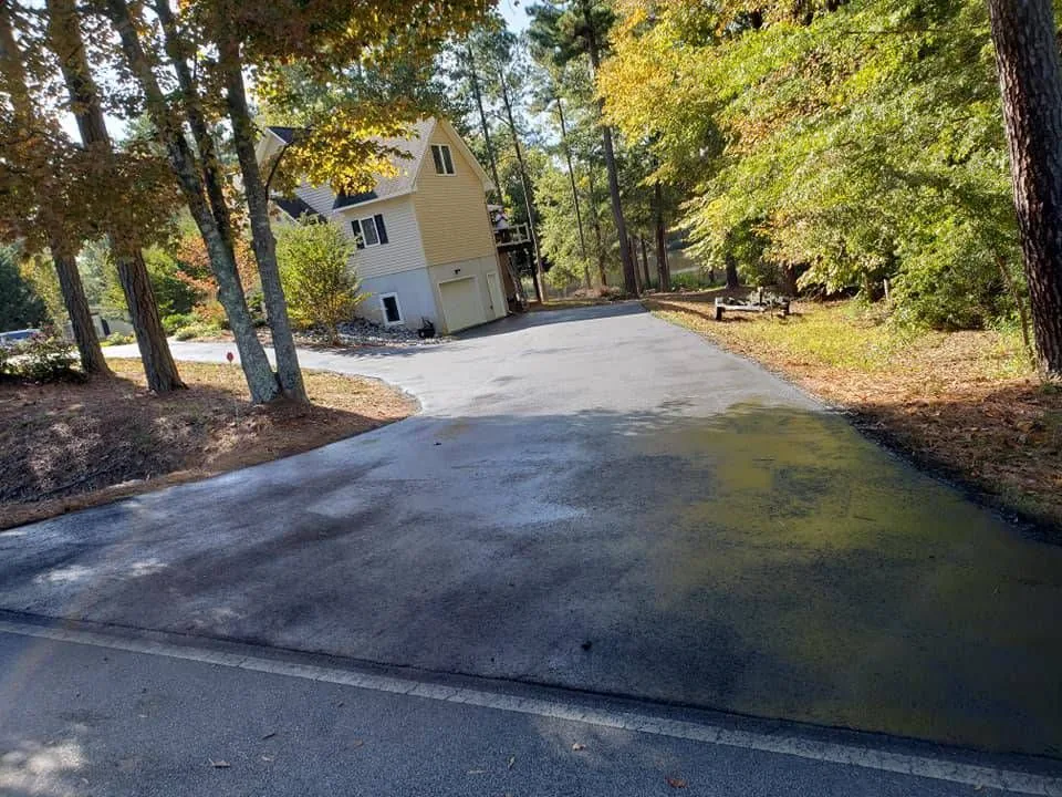 Seven Facts About Asphalt Sealcoating in Southern Virginia — E Wells Paving resource