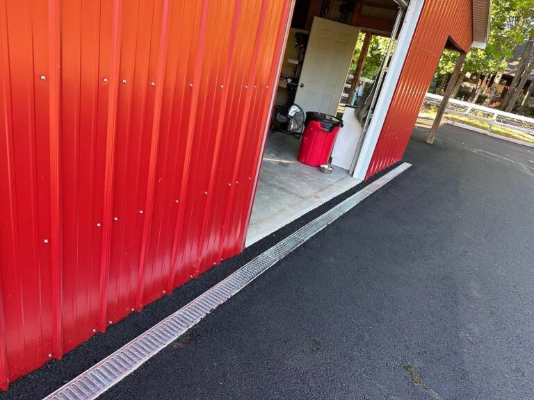 Can Extreme Heat Affect Sealcoating In South Boston?