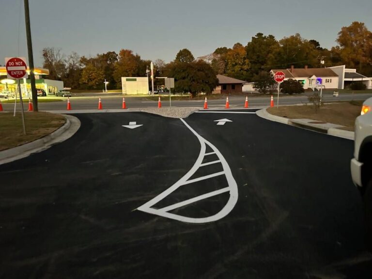 The Advantages Of Commercial Parking Lot Sealcoating