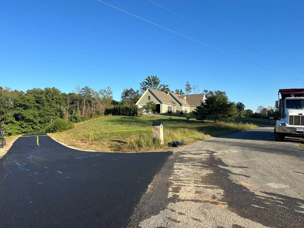 When Is The Best Time For Sealcoating in Southern Virginia