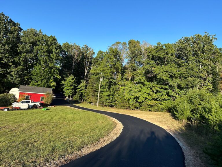 8 Benefits of Residential Driveway Paving for Homeowners